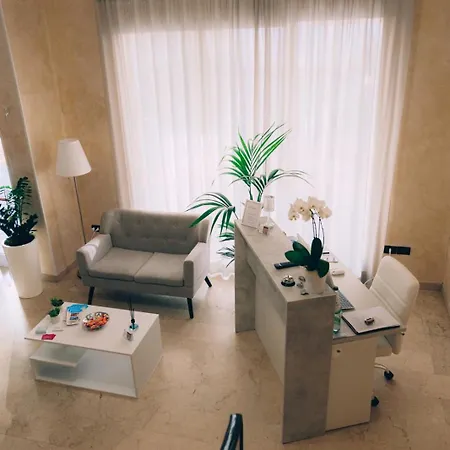 Enna 2* Римини